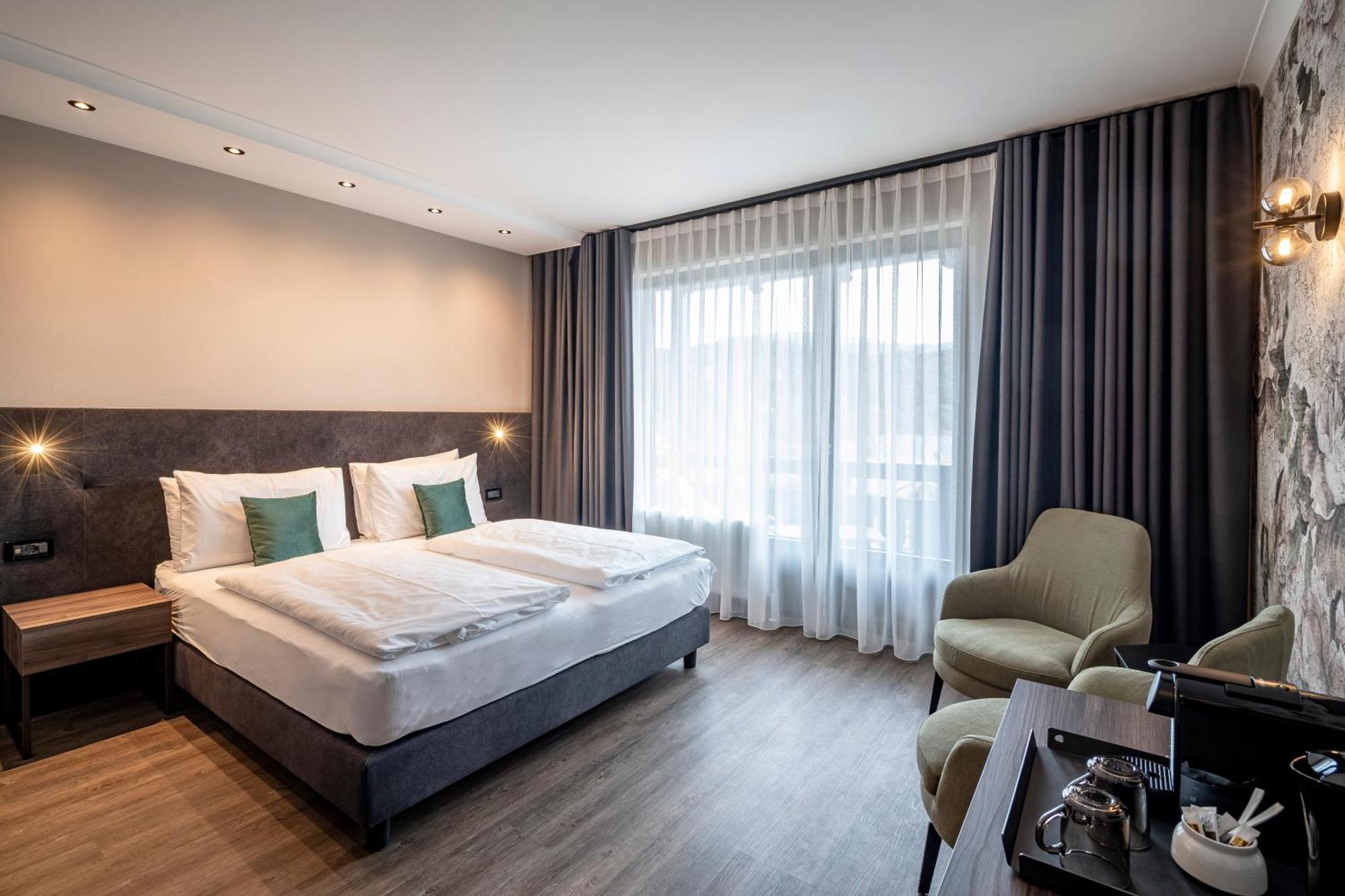 Tirolensis Hotel เตซิโม ภายนอก รูปภาพ
